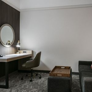 Queen Studio Two Queen Beds
